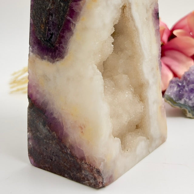 Fluorite in Agate Tower Crystal Generator 1900g 228mm