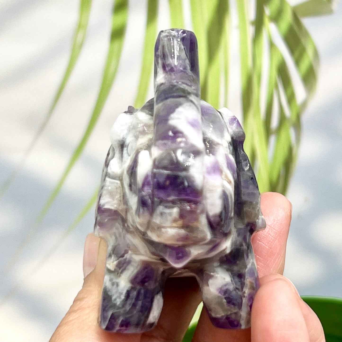Chevron Dream Amethyst Healing Elephant Crystal Animal Carving 255g