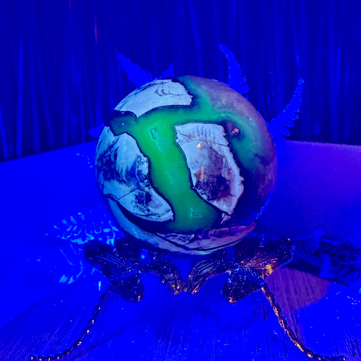 Volcanic Agate Quartz Sphere UV Reactive Crystal Ball 327g 63mm