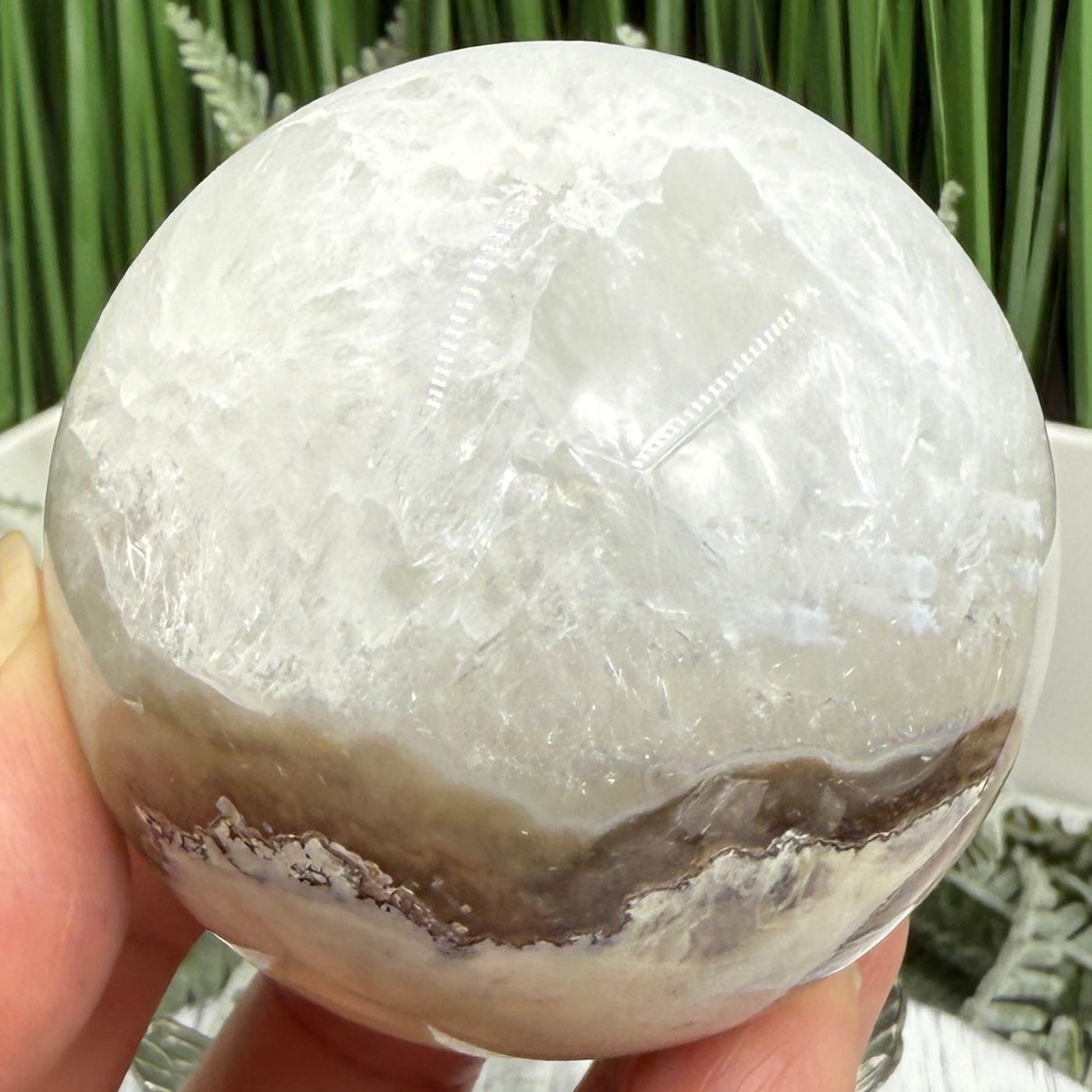 Volcanic Agate Quartz Sphere UV Reactive Crystal Ball 288g 59mm