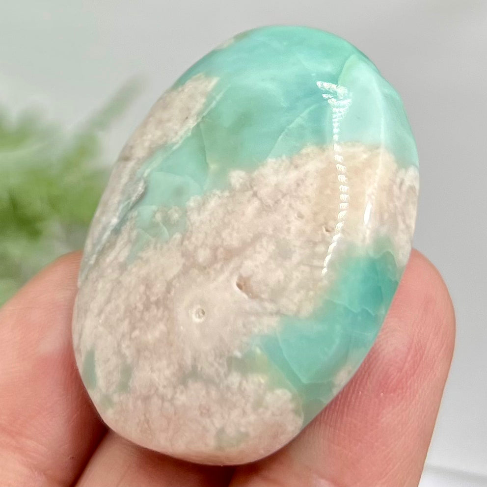 Green Flower Agate Sakura Rare Palm Stone Meditation Crystal 32g