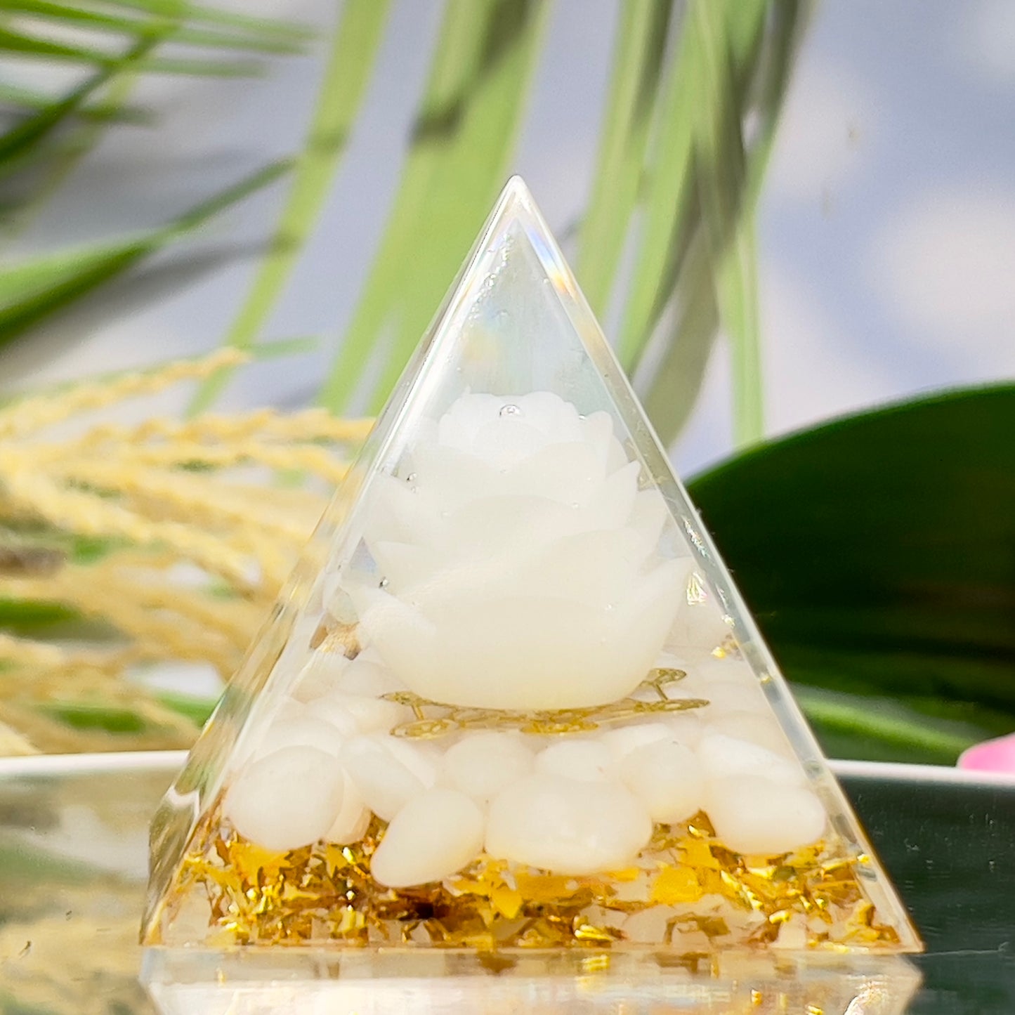 Selenite Lotus Flower Crystal Orgonite Pyramid Chakra Energy Gemstones