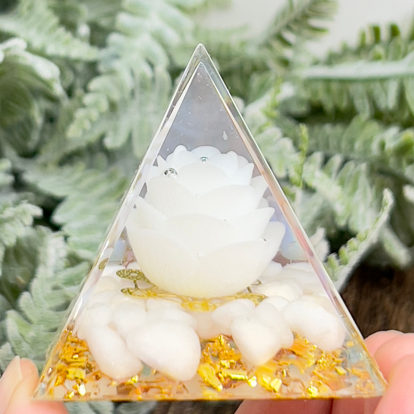 Selenite Lotus Flower Crystal Orgonite Pyramid Chakra Energy Gemstones
