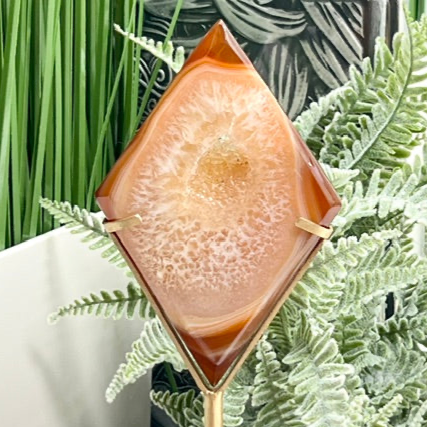 Carnelian Quartz Diamond Display with Stand Healing Crystal Carving