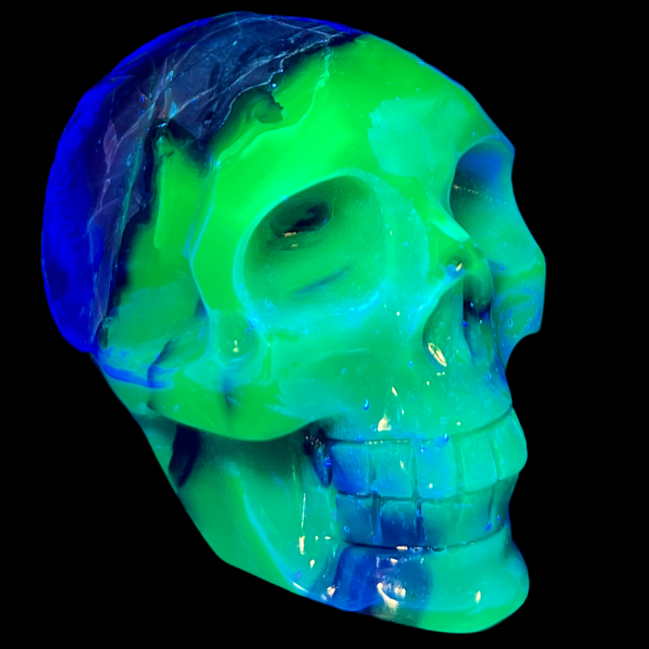Volcanic Agate Skull UV Reactive Healing Crystal Carving 420g
