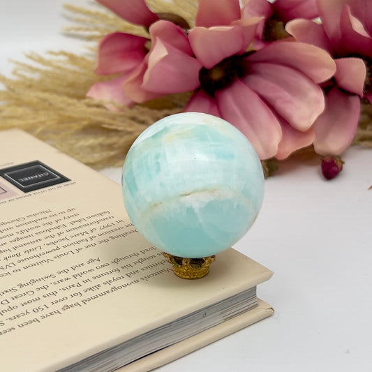 Caribbean Calcite Spheres Crystal Ball 138g 45mm