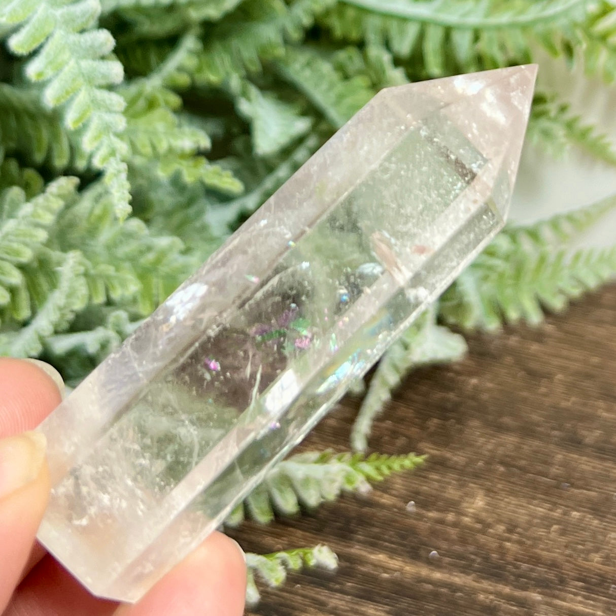 Clear Quartz Tower Top Quality Crystal Generator 60g 75mm