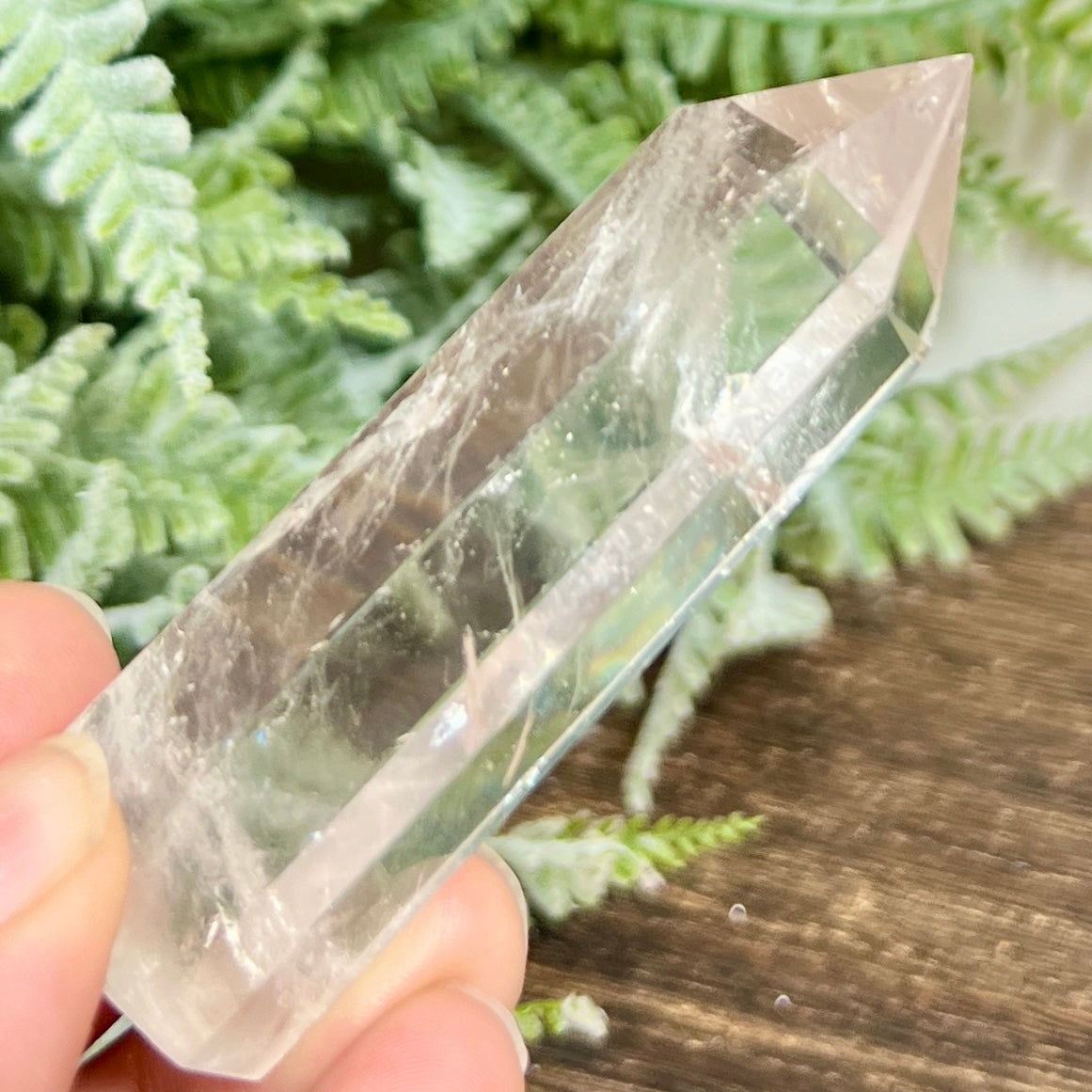 Clear Quartz Tower Top Quality Crystal Generator 60g 75mm