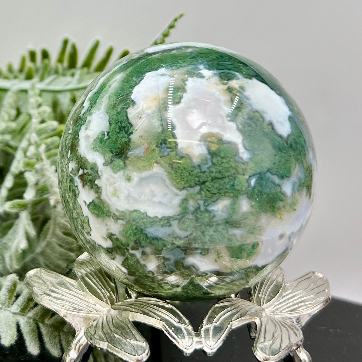 Moss Agate Sphere High Quality Crystal Ball 322g 63mm