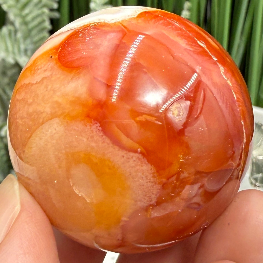 Carnelian in Orca Agate Quartz Sphere Healing Crystal Ball 81g 40mm