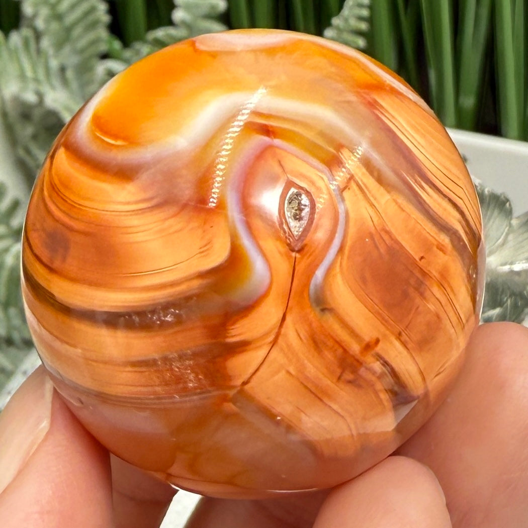 Carnelian in Orca Agate Sphere Healing Crystal Ball 90g 41mm
