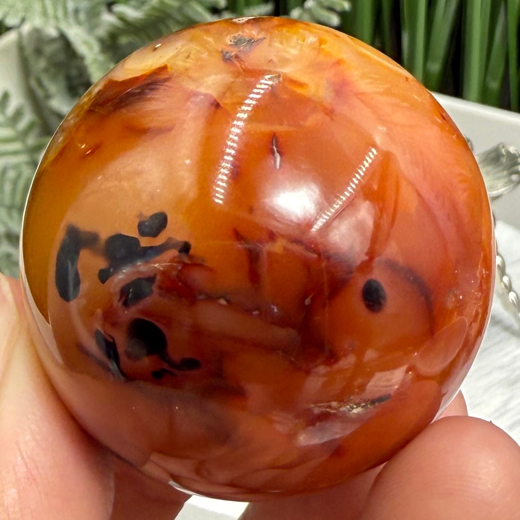 Carnelian in Orca Agate Sphere Healing Crystal Ball 107g 43mm