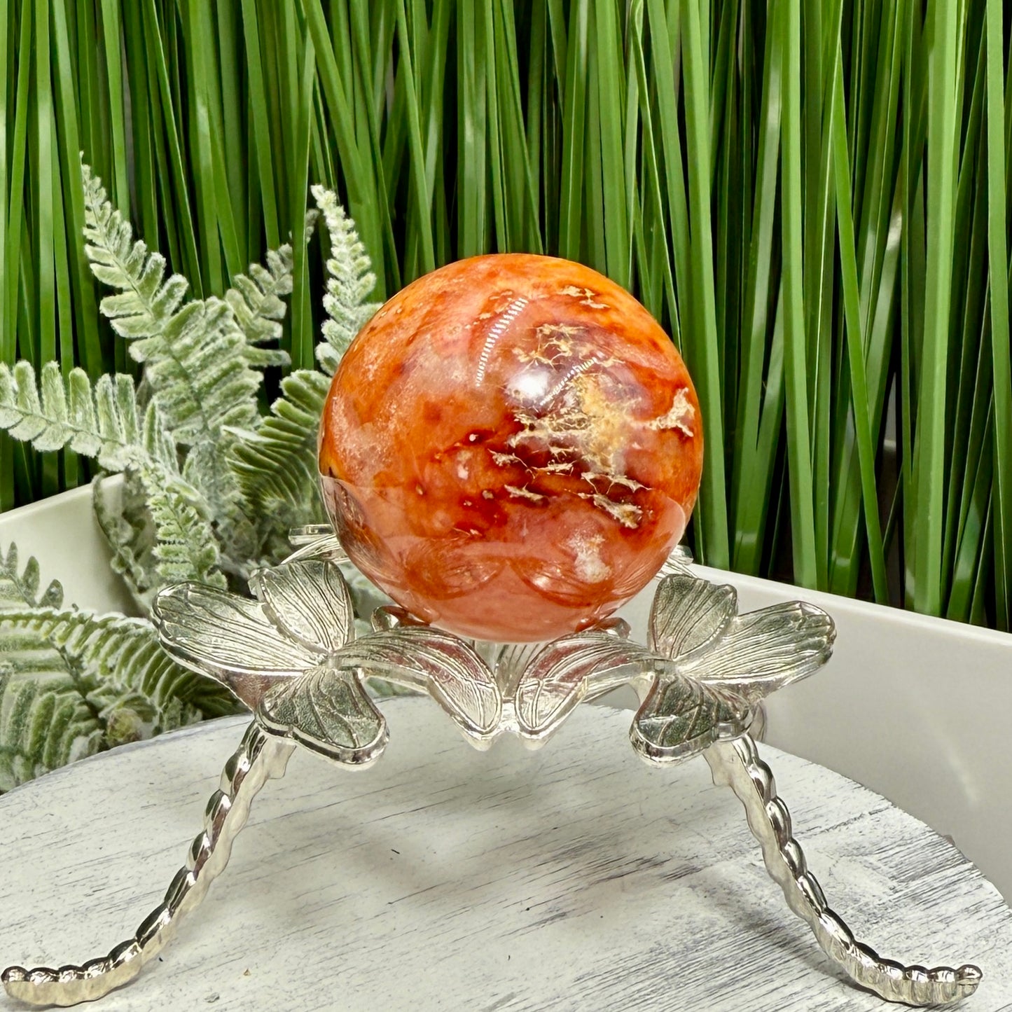 Carnelian with Quartz Sphere Healing Crystal Ball 102g 42mm