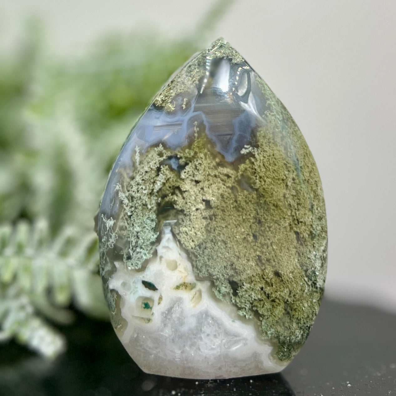 Moss Agate Quartz Druzy Flame High Quality Crystal 176g 82mm