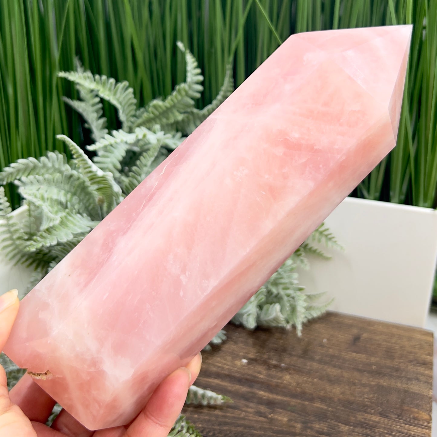 Rose Quartz Tower Healing Crystal Generator 1610g