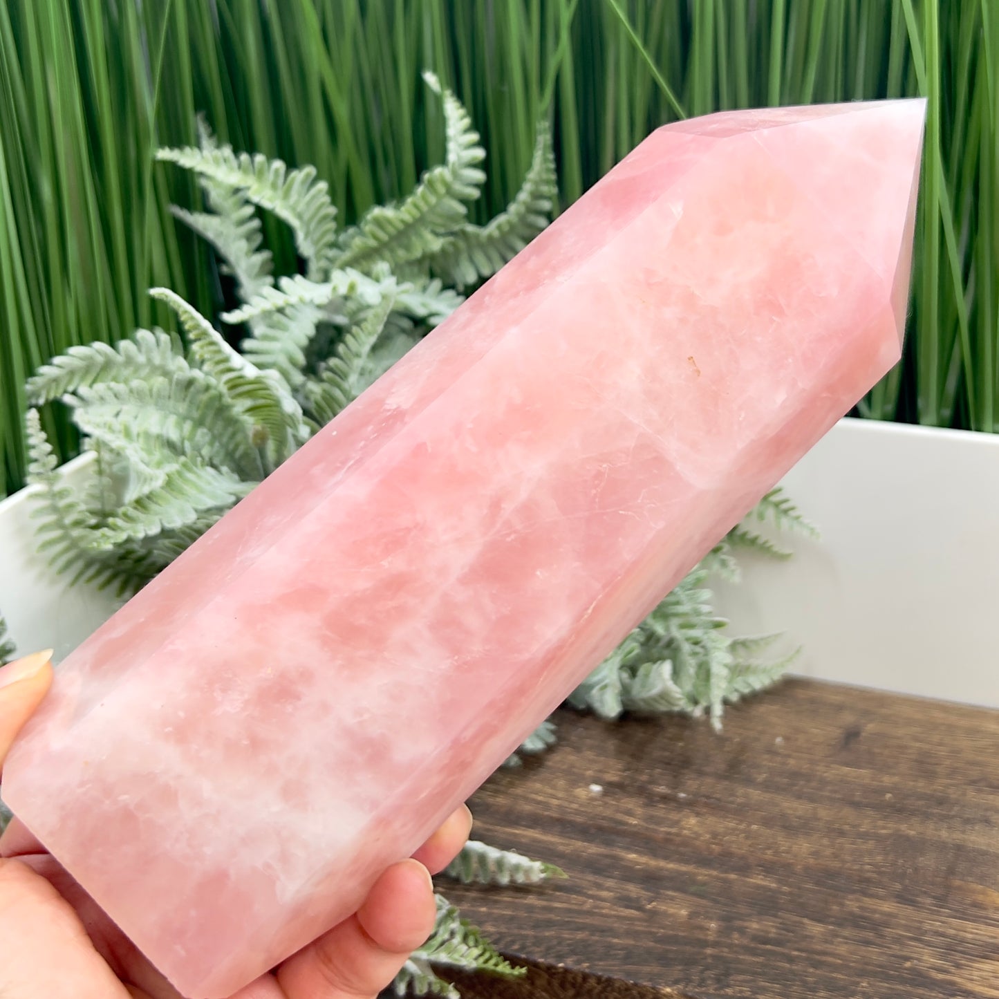Rose Quartz Tower Healing Crystal Generator 1610g