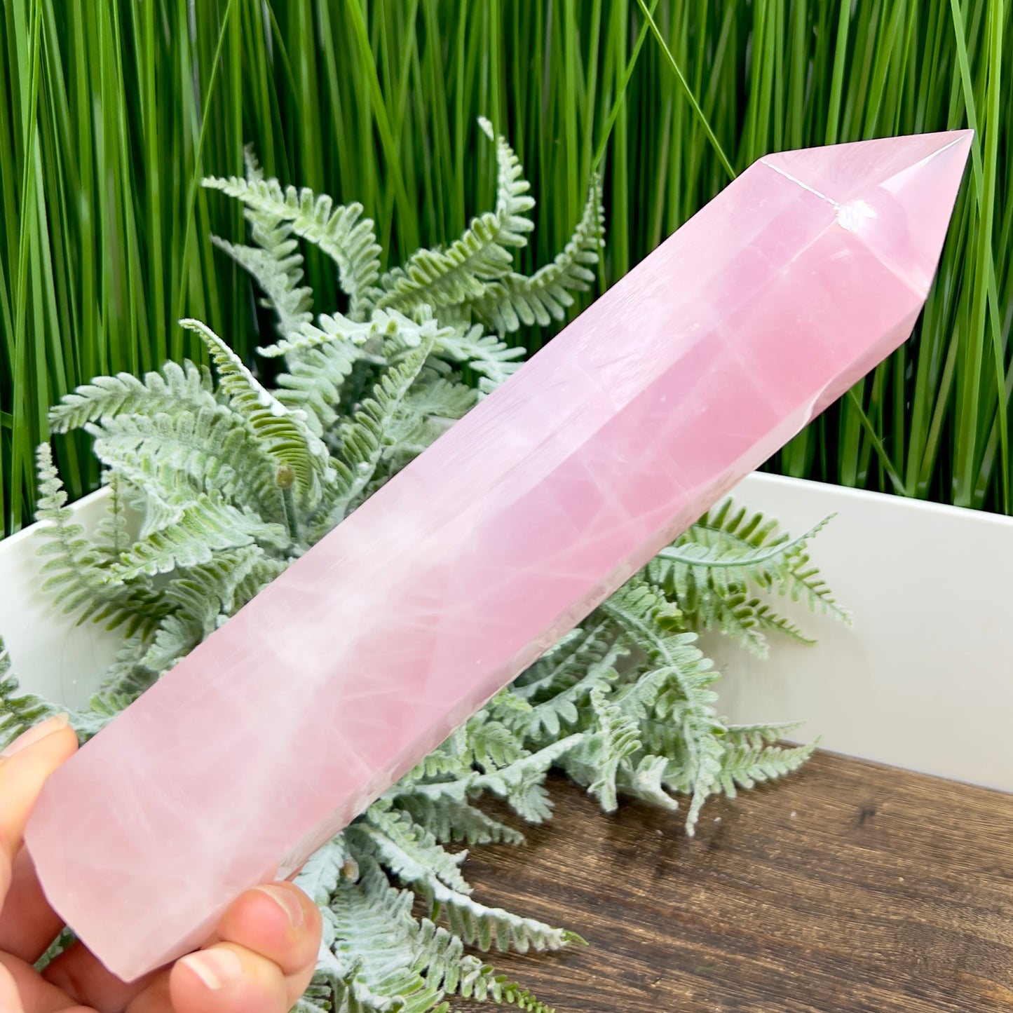 Rose Quartz Tower Translucent Healing Crystal Generator 870g