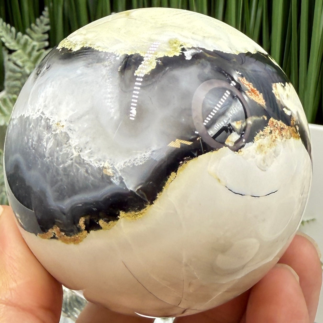 Volcanic Agate Quartz Sphere UV Reactive Crystal Ball 434g 70mm