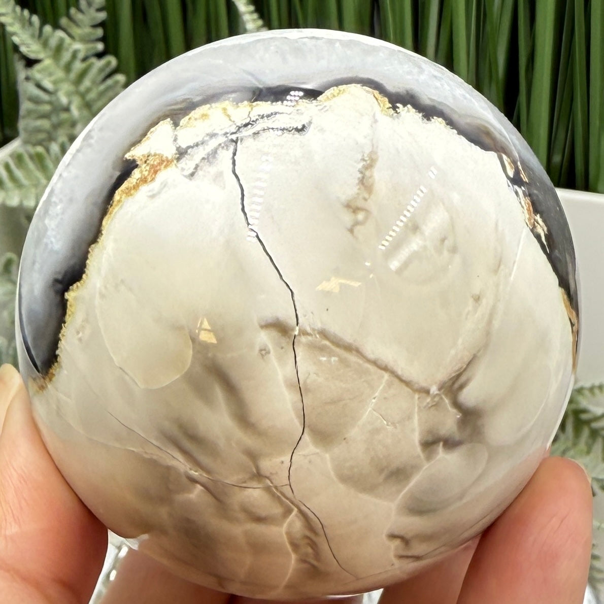Volcanic Agate Quartz Sphere UV Reactive Crystal Ball 434g 70mm
