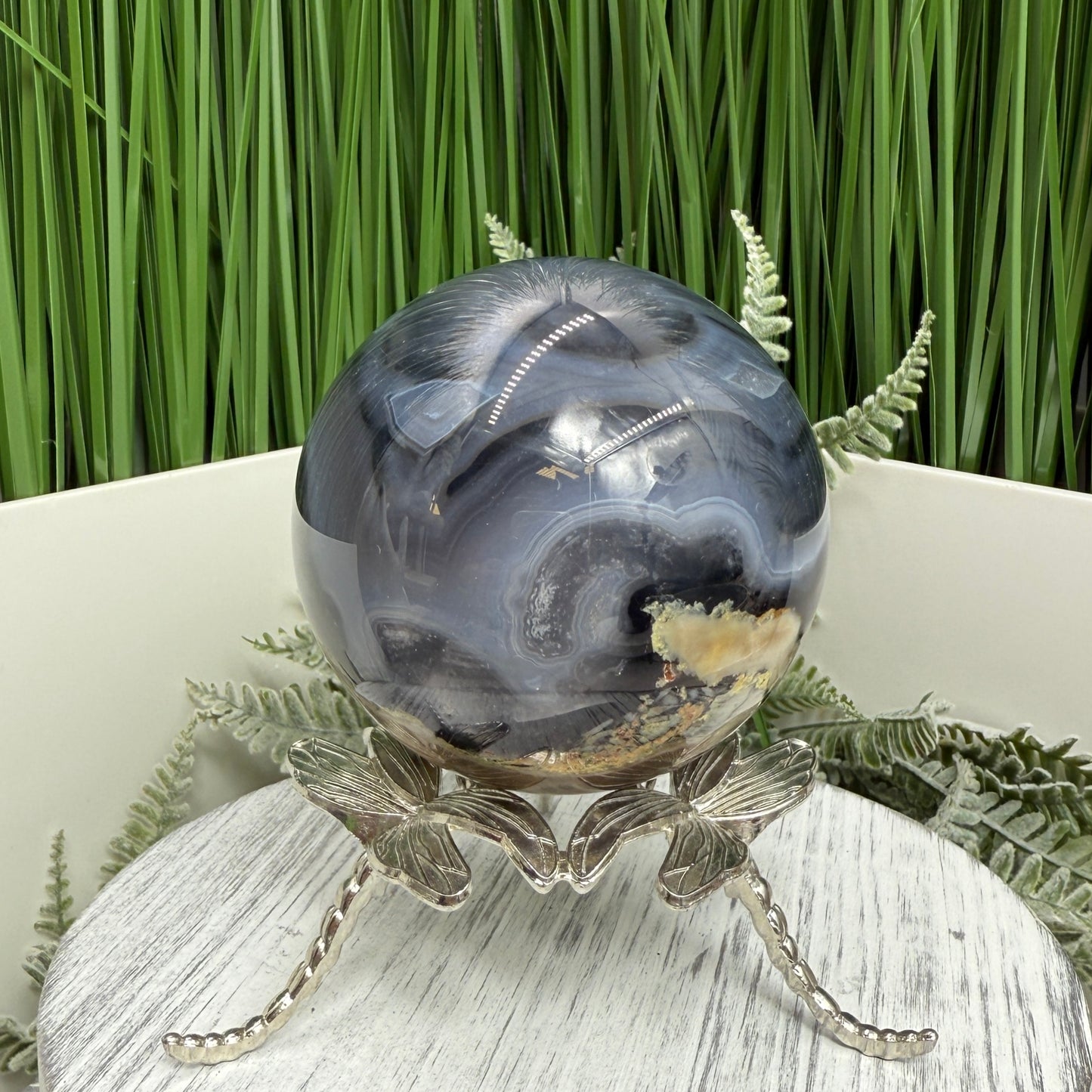 Volcanic Agate Quartz Sphere UV Reactive Crystal Ball 528g 73mm