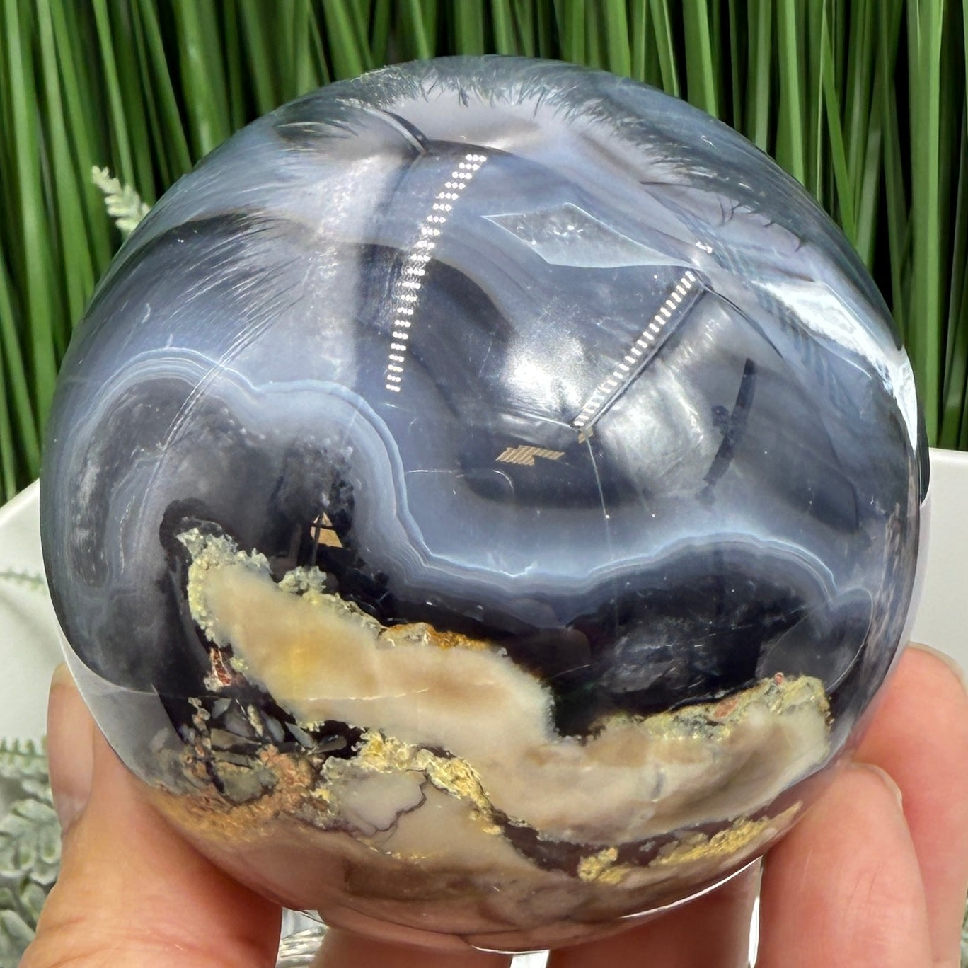 Volcanic Agate Quartz Sphere UV Reactive Crystal Ball 528g 73mm