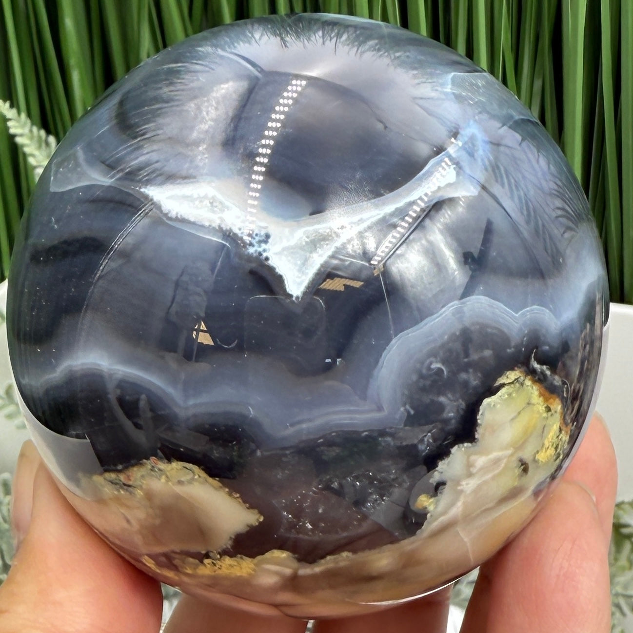 Volcanic Agate Quartz Sphere UV Reactive Crystal Ball 528g 73mm