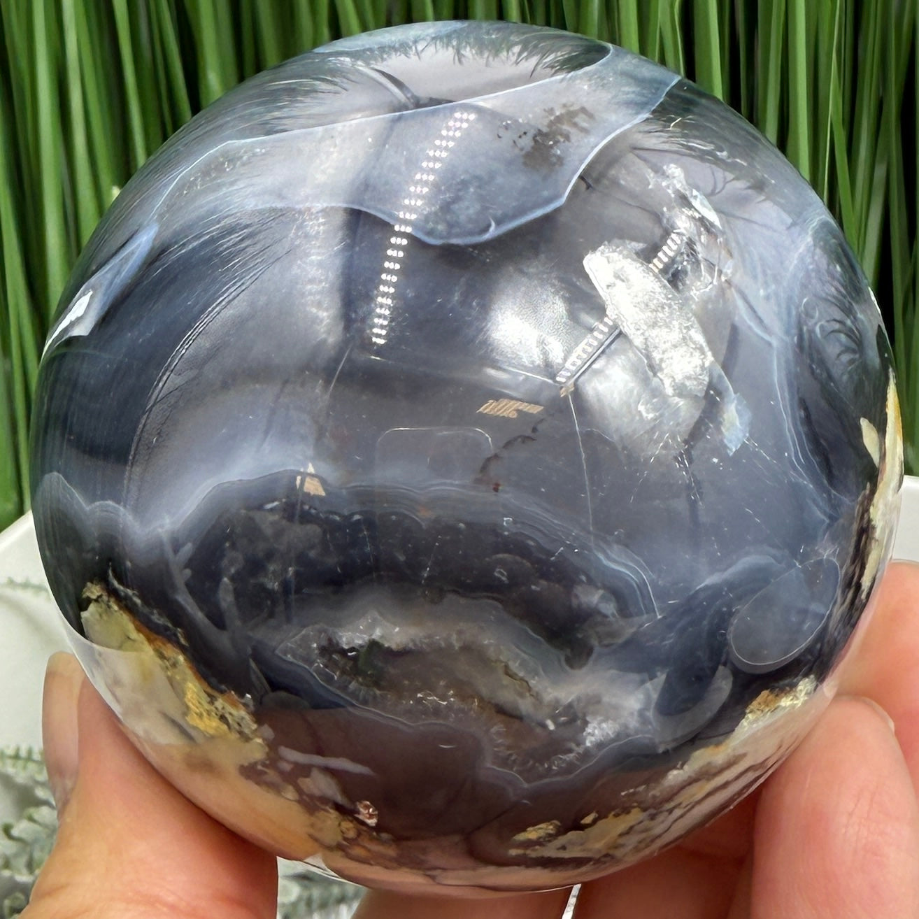 Volcanic Agate Quartz Sphere UV Reactive Crystal Ball 528g 73mm