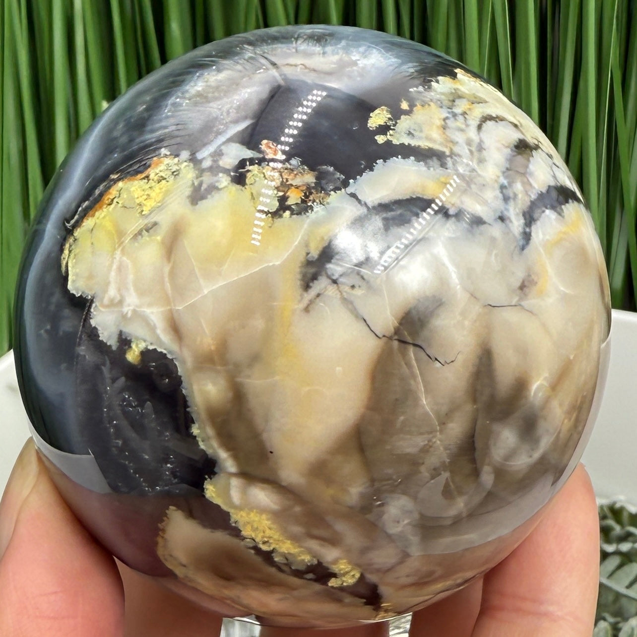 Volcanic Agate Quartz Sphere UV Reactive Crystal Ball 528g 73mm