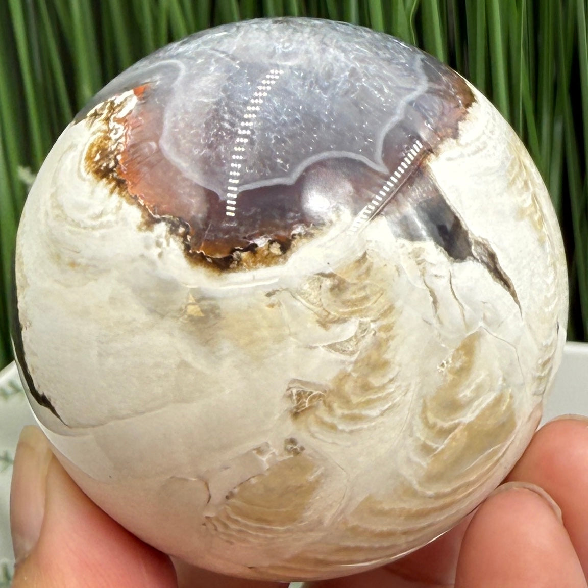 Volcanic Agate Quartz Sphere UV Reactive Crystal Ball 296g 61mm
