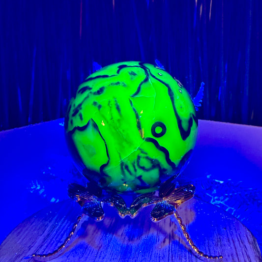 Volcanic Agate Quartz Sphere UV Reactive Crystal Ball 592g 75mm