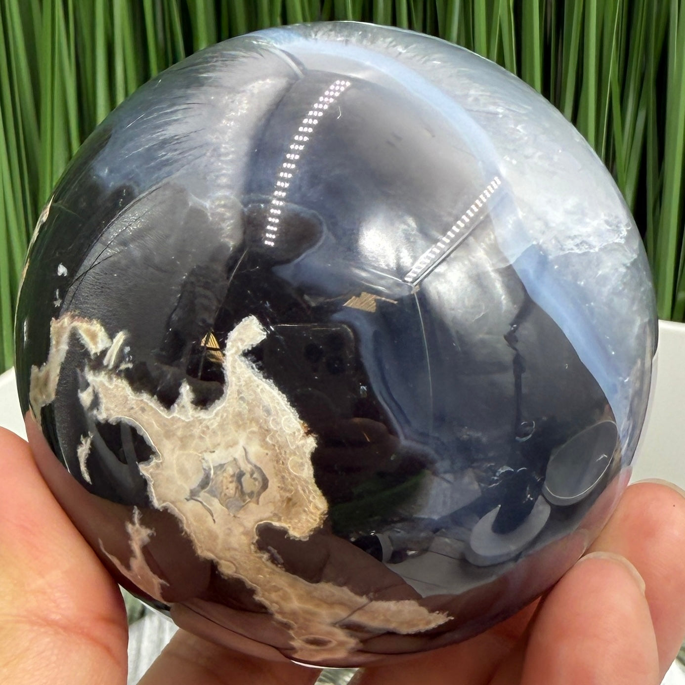 Volcanic Agate Quartz Sphere UV Reactive Crystal Ball 526g 73mm