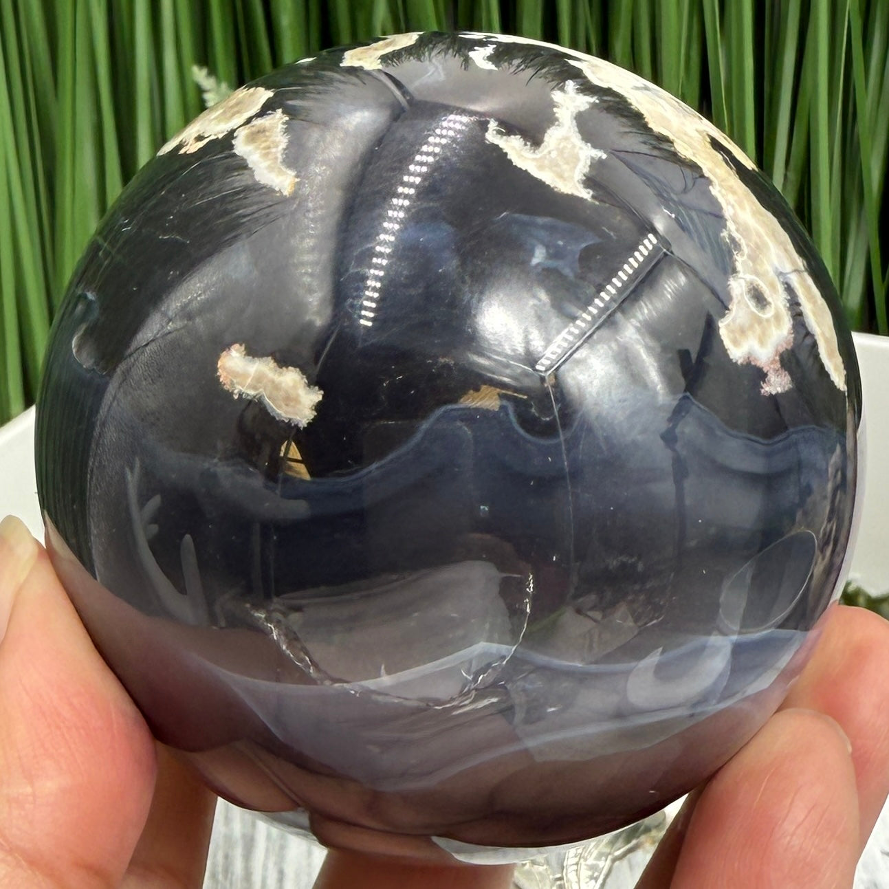 Volcanic Agate Quartz Sphere UV Reactive Crystal Ball 526g 73mm