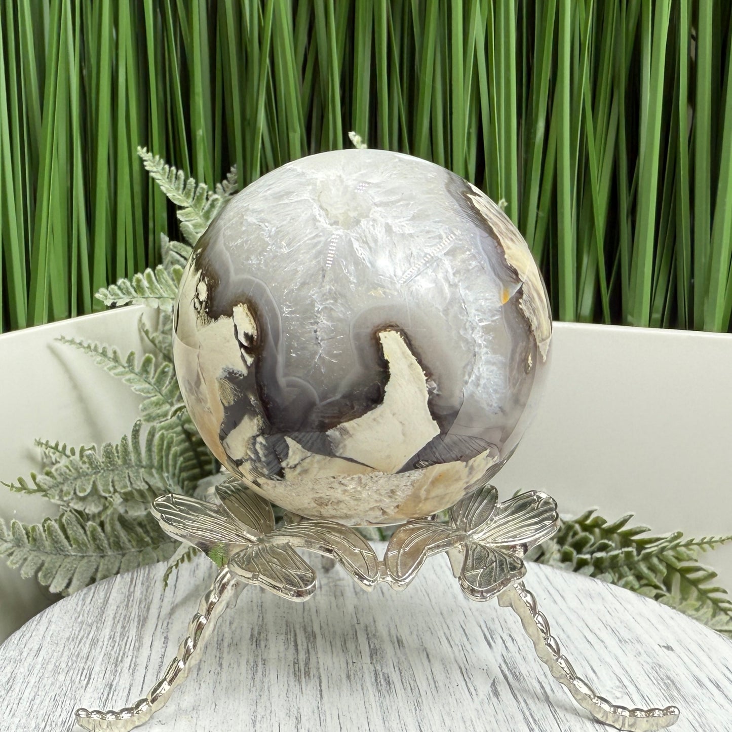 Volcanic Agate Quartz Sphere UV Reactive Crystal Ball 425g 68mm