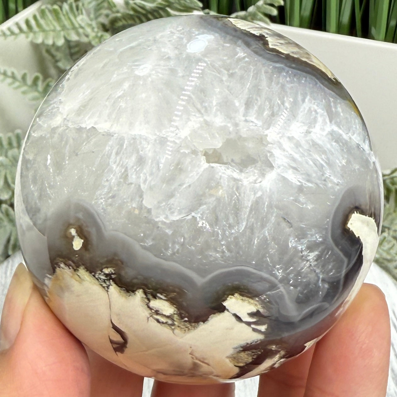 Volcanic Agate Quartz Sphere UV Reactive Crystal Ball 425g 68mm