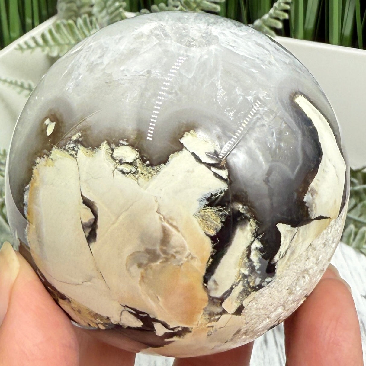 Volcanic Agate Quartz Sphere UV Reactive Crystal Ball 425g 68mm