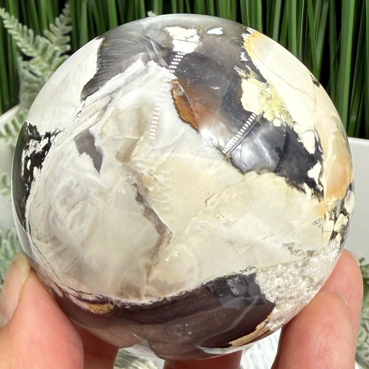 Volcanic Agate Quartz Sphere UV Reactive Crystal Ball 425g 68mm