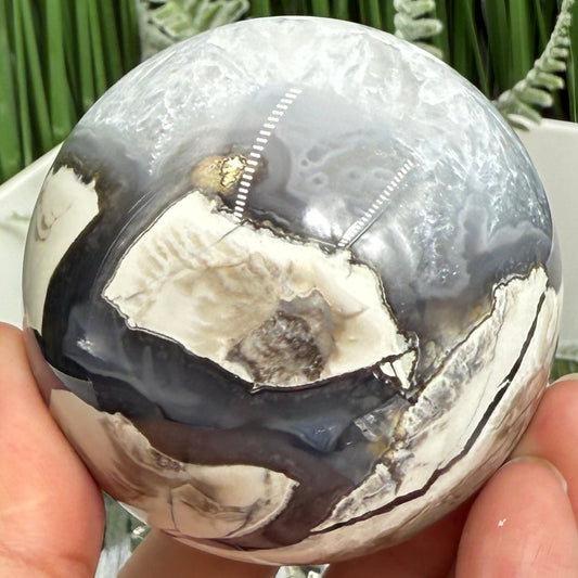 Volcanic Agate Quartz Sphere UV Reactive Crystal Ball 327g 63mm