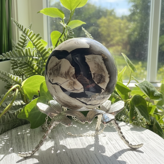 Volcanic Agate Quartz Sphere UV Reactive Crystal Ball 327g 63mm