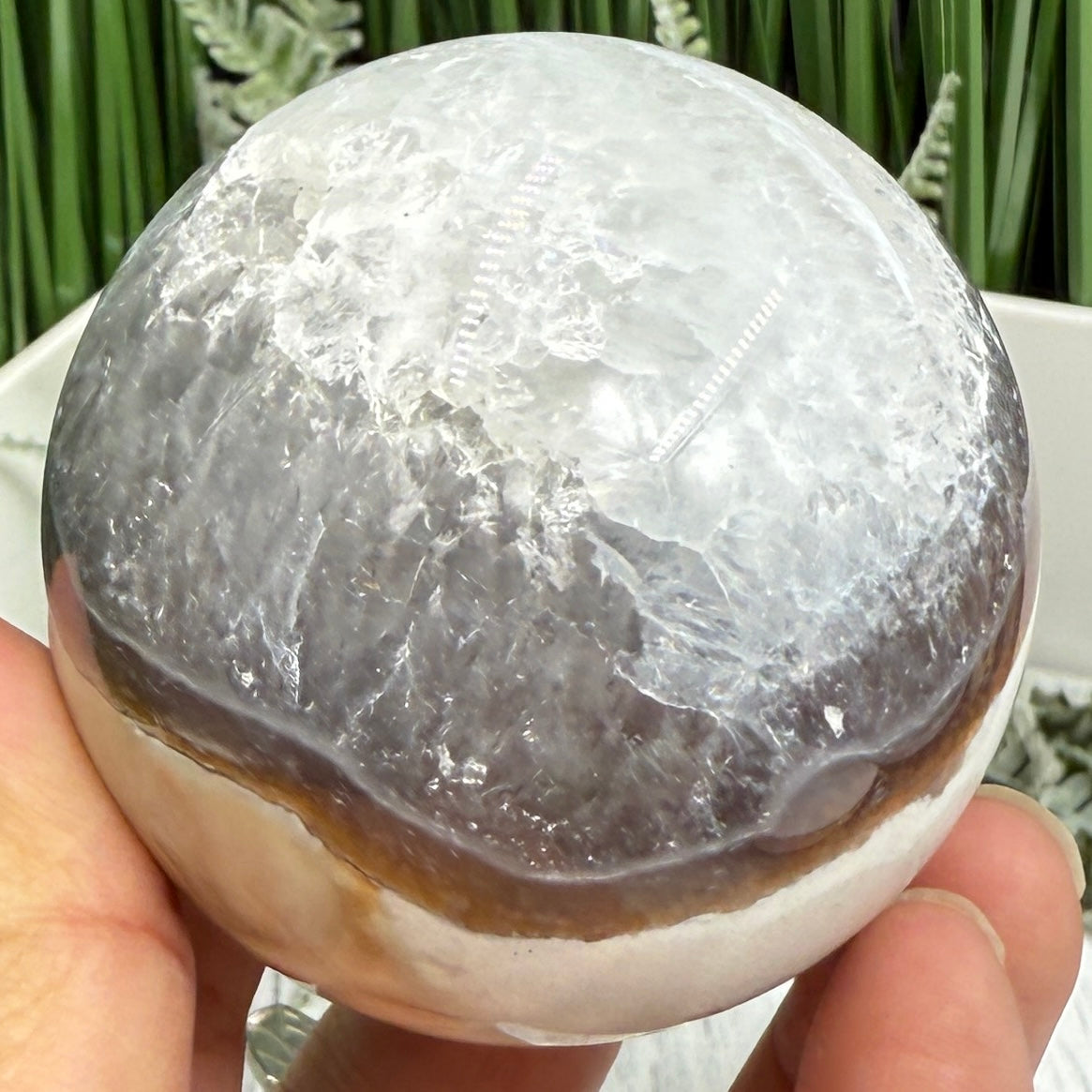 Volcanic Agate Quartz Sphere UV Reactive Crystal Ball 300g 61mm