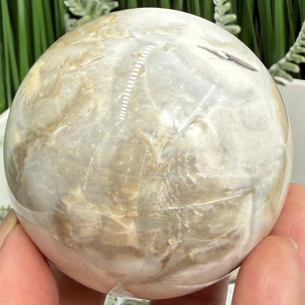 Volcanic Agate Quartz Sphere UV Reactive Crystal Ball 300g 61mm