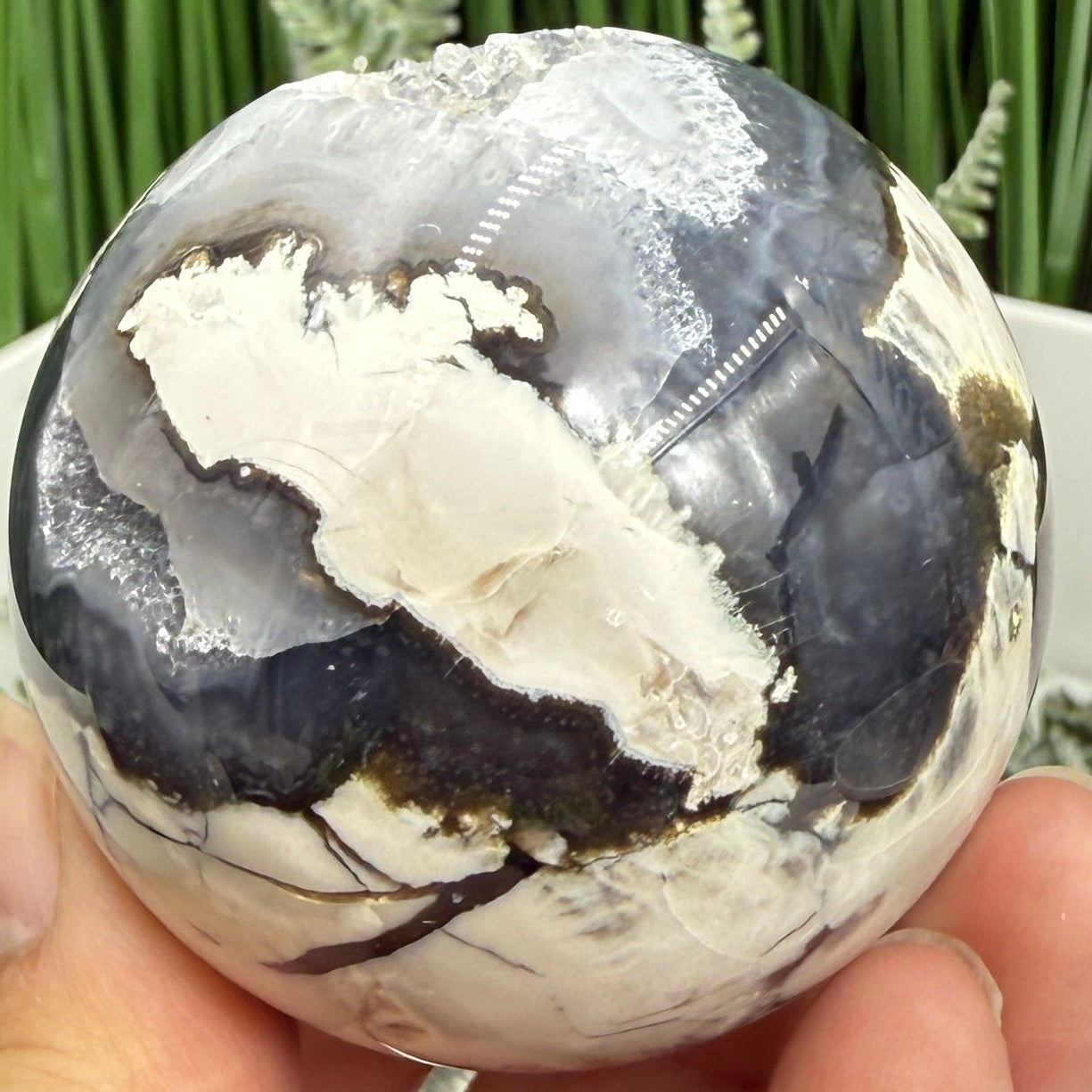Volcanic Agate Quartz Sphere UV Reactive Crystal Ball 226g 56mm