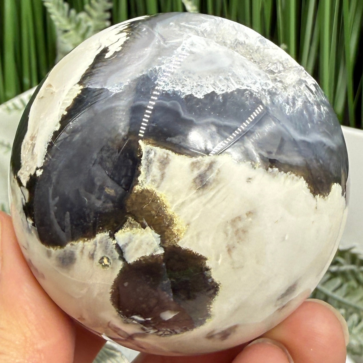 Volcanic Agate Quartz Sphere UV Reactive Crystal Ball 226g 56mm