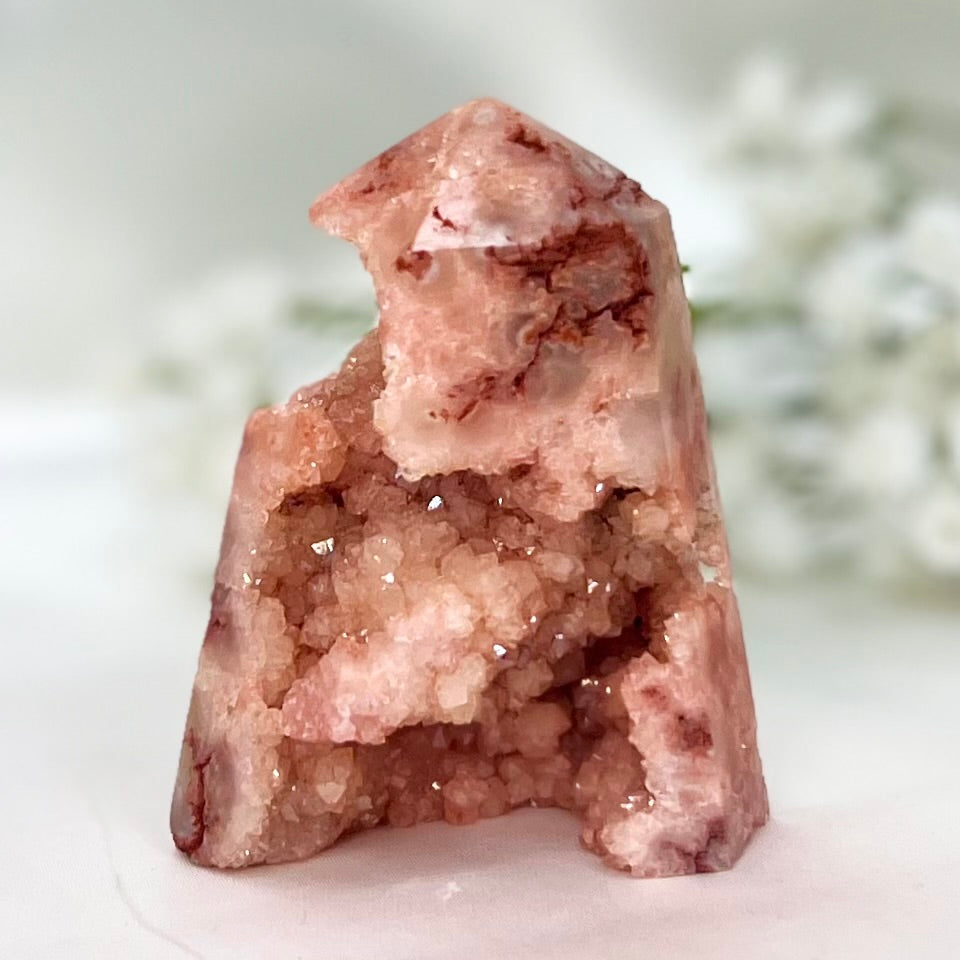 Agate Pink Tower Geode Sparkly Healing Crystal Generator 141g