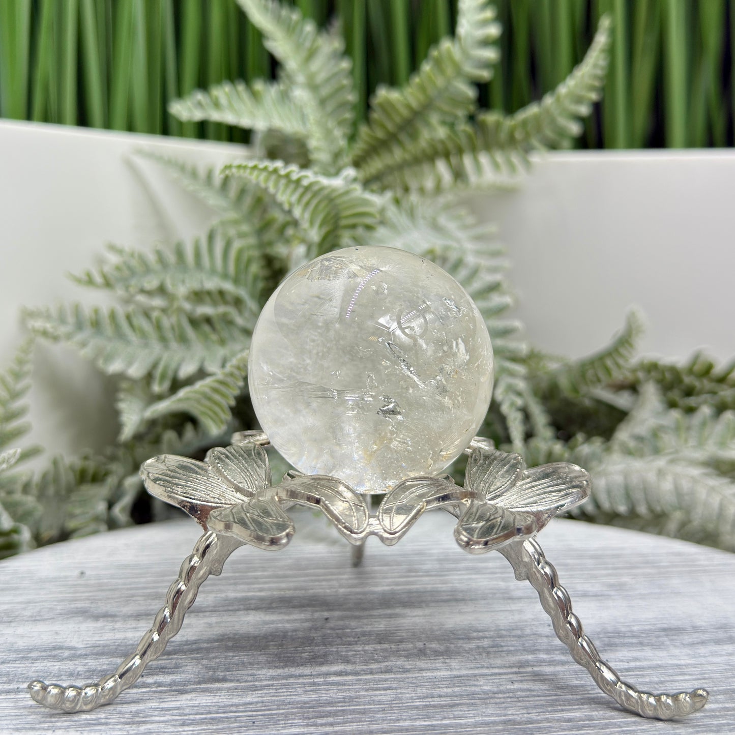 Clear Quartz Sphere Crystal Ball 98g 41mm