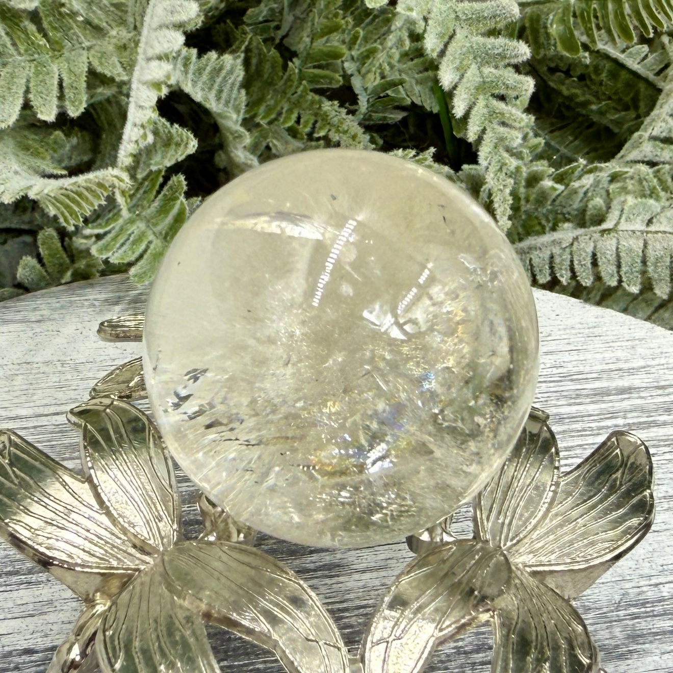Clear Quartz Sphere Crystal Ball 98g 41mm