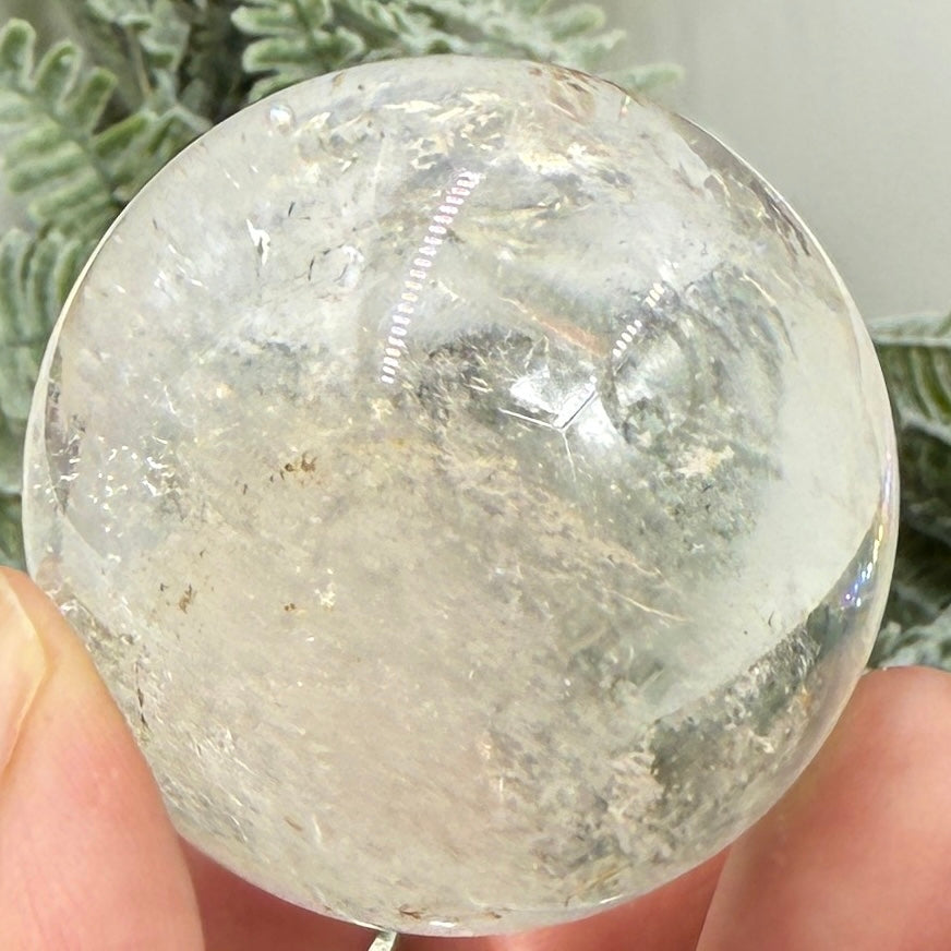 Clear Quartz Sphere Crystal Ball 98g 41mm