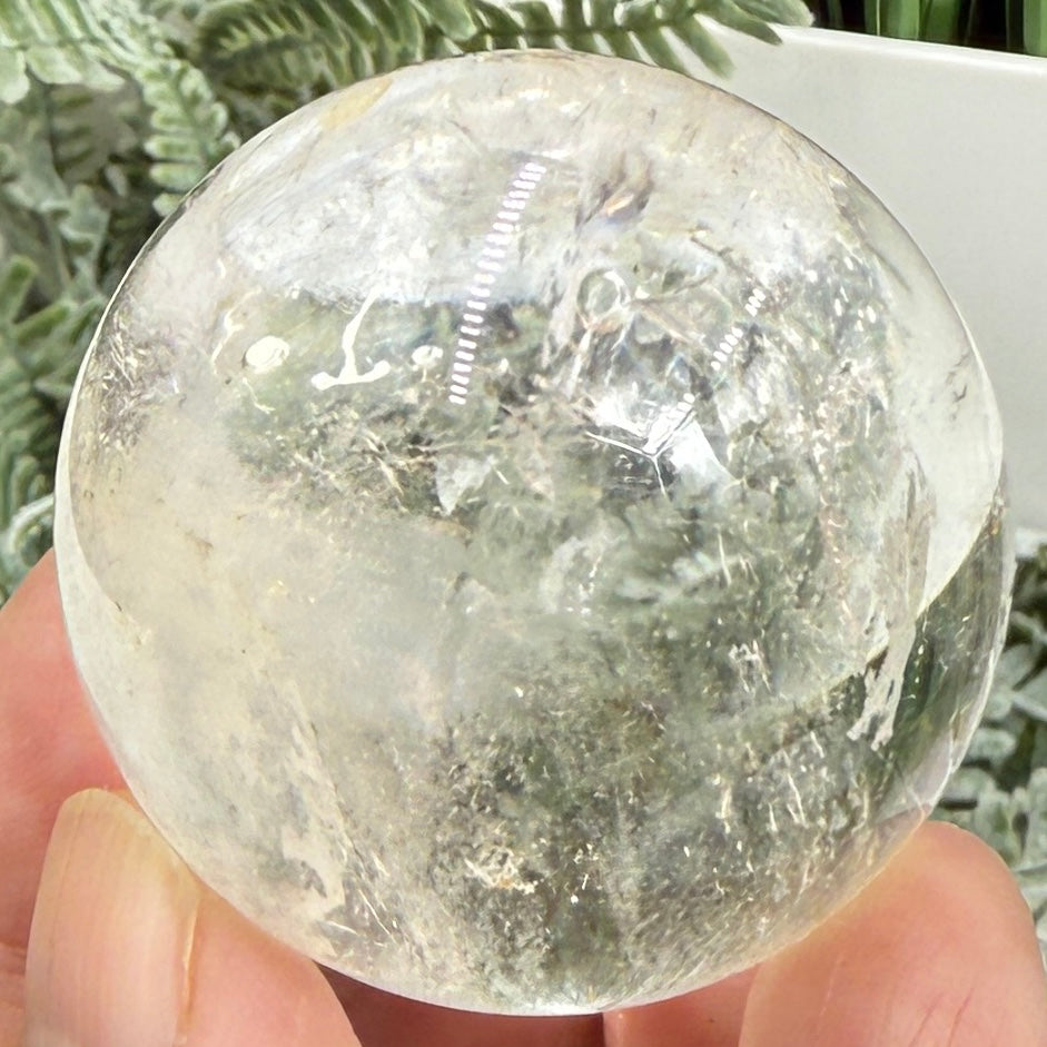 Clear Quartz Sphere Crystal Ball 98g 41mm