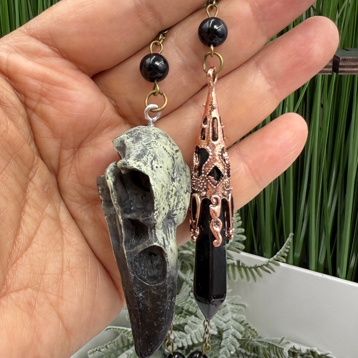 Black Obsidian Pendulum with Raven Skull Figurine Divination Tool