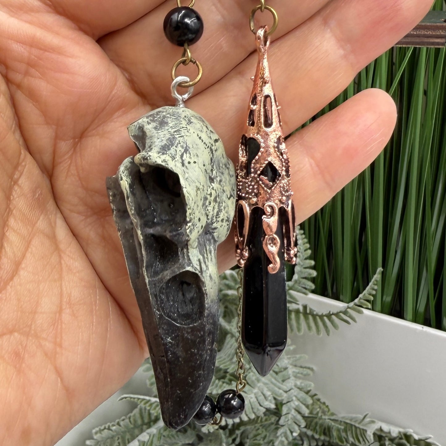 Black Obsidian Pendulum with Raven Skull Figurine Divination Tool