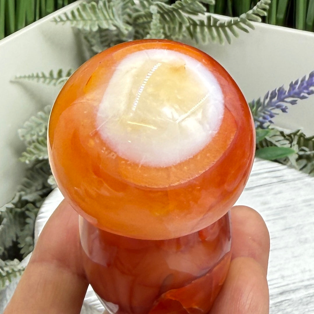 Carnelian Mushroon Healing Crystal Ornament 192g